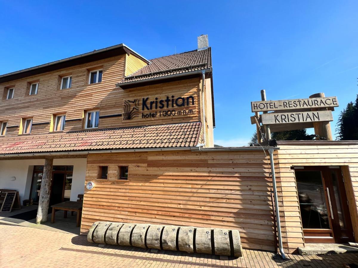 Hotel Kristian Kubova Huť المظهر الخارجي الصورة