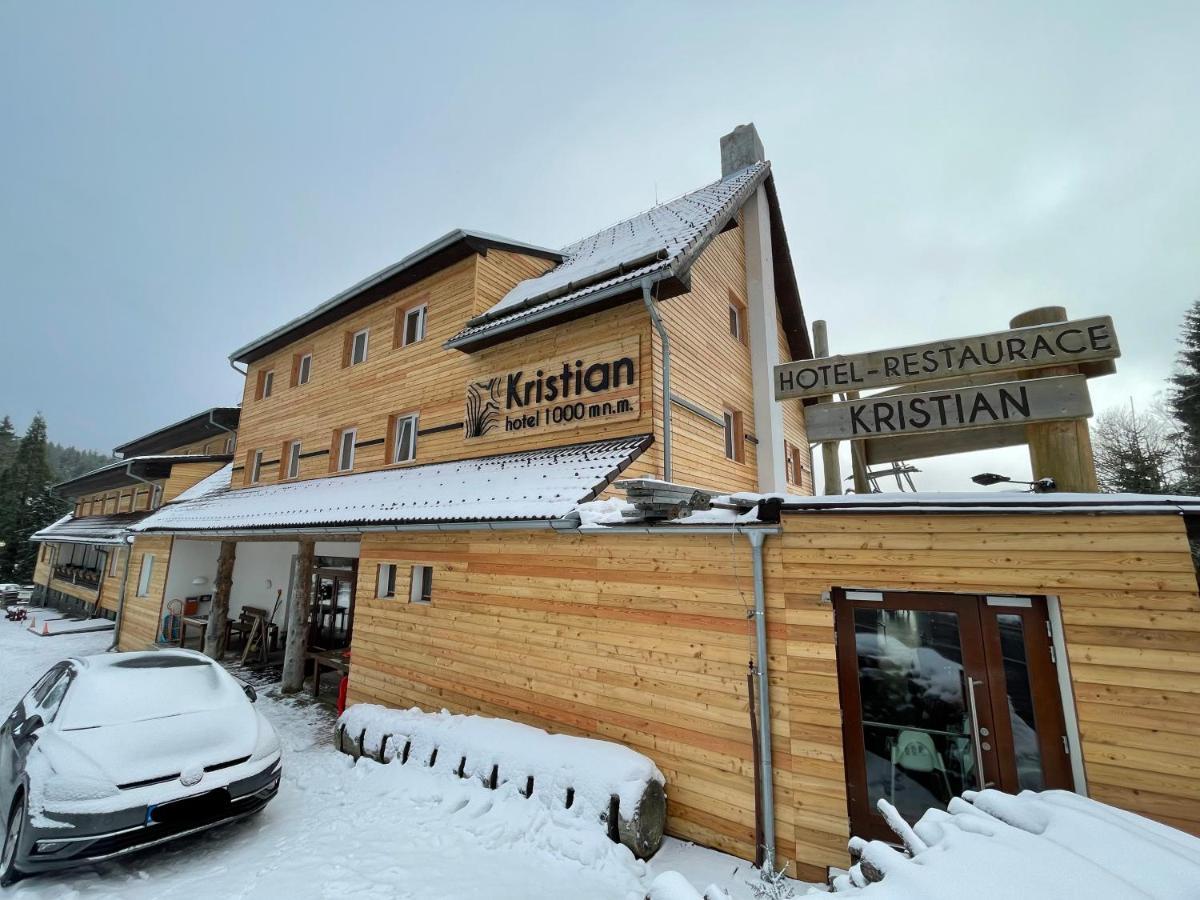 Hotel Kristian Kubova Huť المظهر الخارجي الصورة
