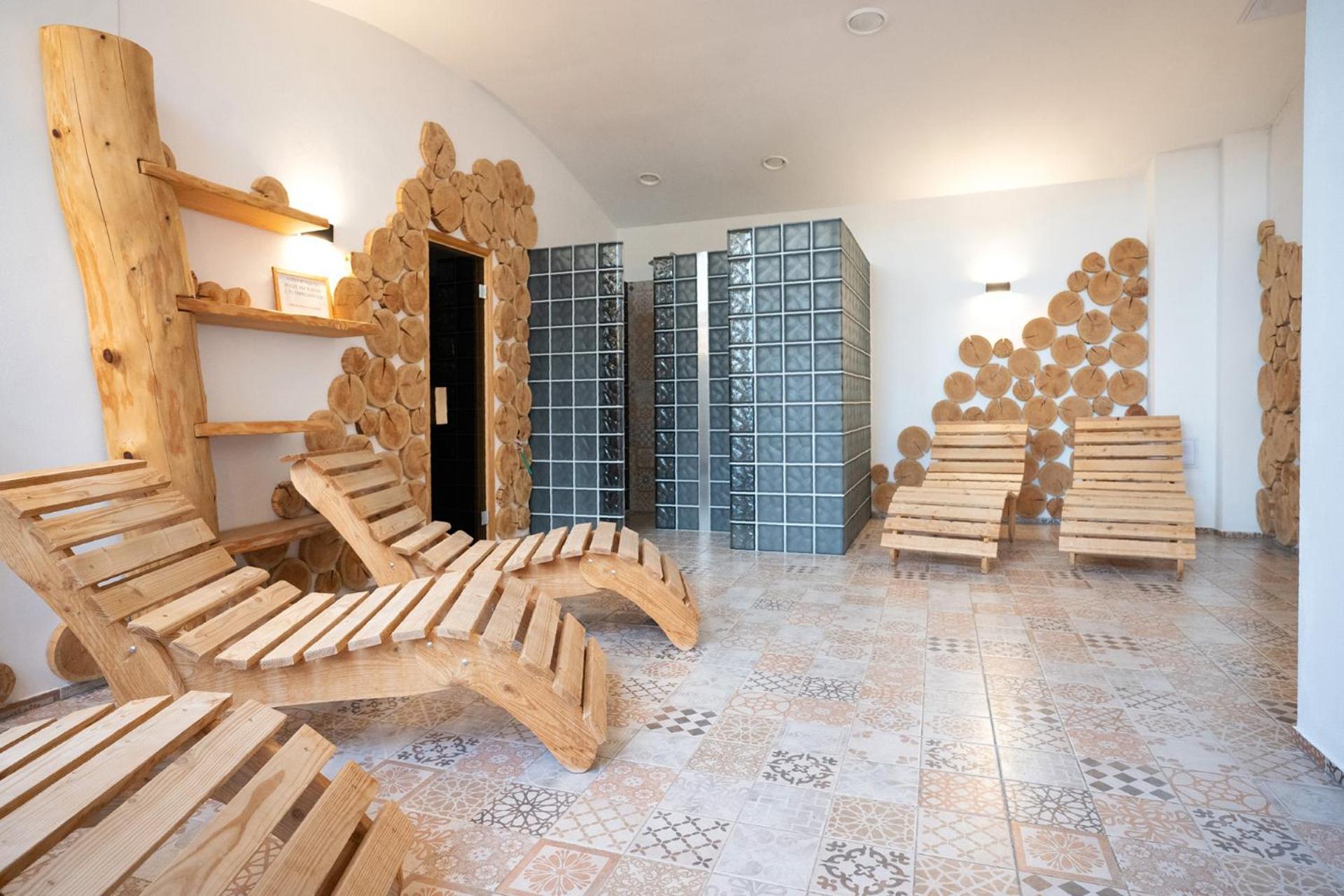 Hotel Kristian Kubova Huť المظهر الخارجي الصورة